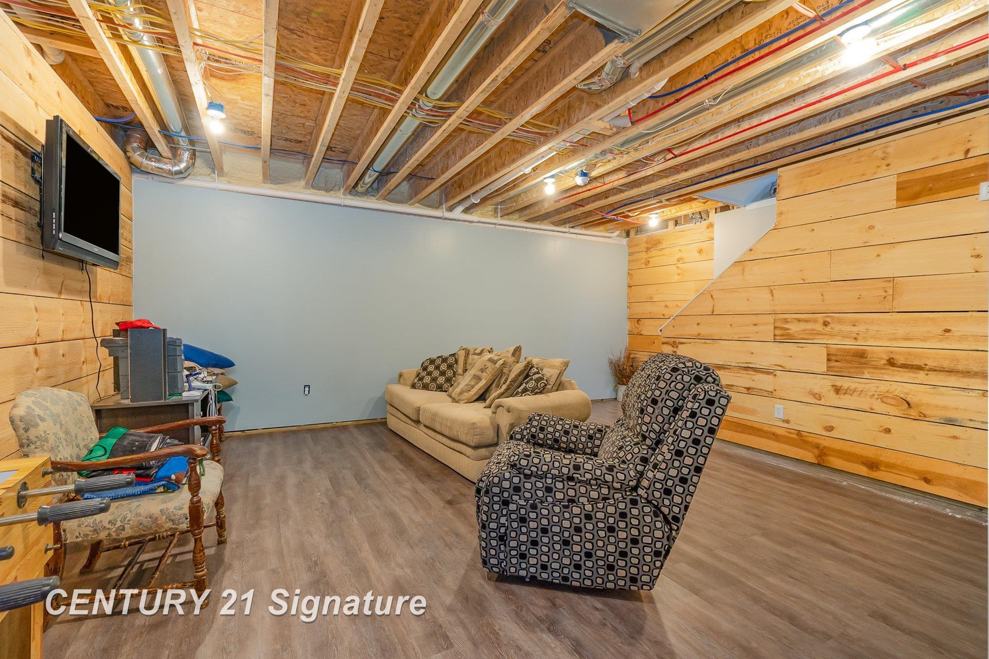 10846 Sarle Road Freeland, MI 48623 - Photo 28 of 38