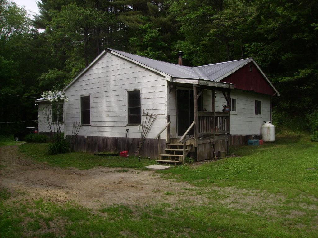 432 Stage Road Plainfield, NH 03781 - Photo 2 of 18 Gallery Image 2