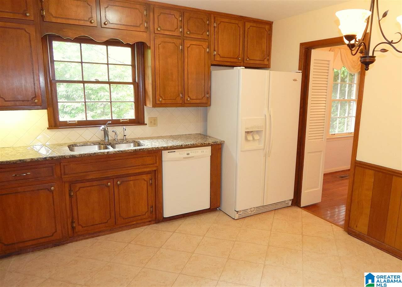 2425 Putman Place Birmingham, AL 35226 - Photo 5 of 22
