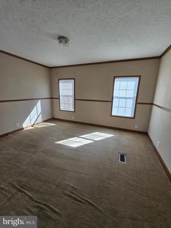 a view of empty room with window