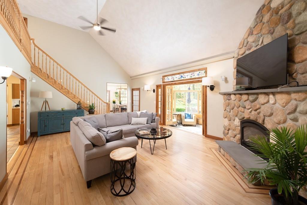 166 Rocky Road Northbridge, MA 01588 - Photo 9 of 21 Gallery Image 9