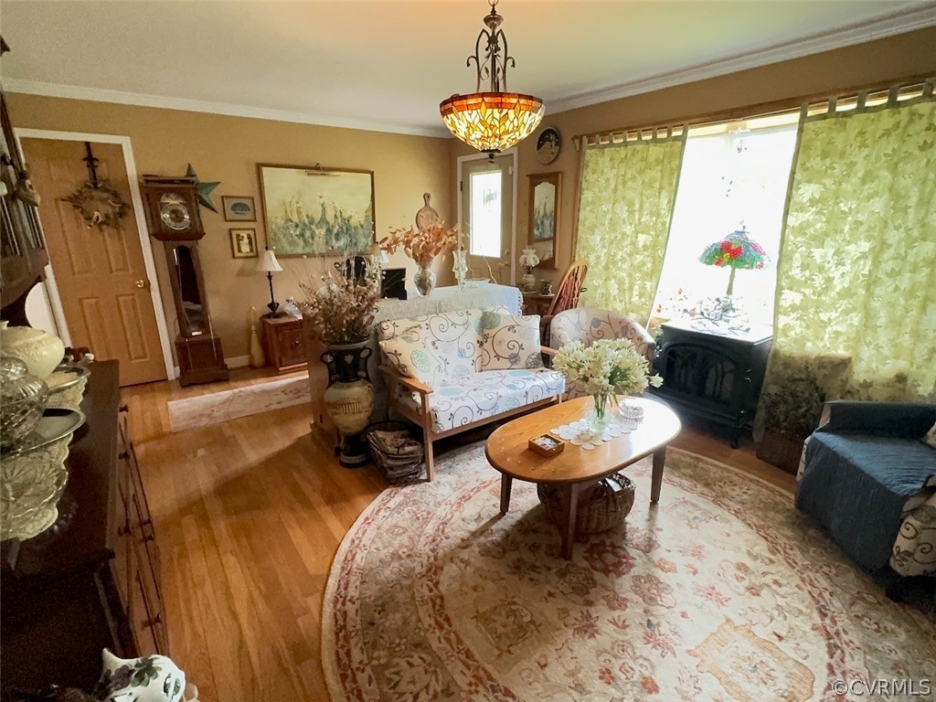 12001 Sunset Drive Ashland, VA 23005 - Photo 4 of 40 a living room with furniture a window and gym equipment