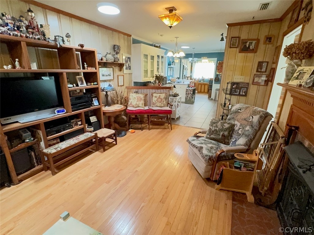 12001 Sunset Drive Ashland, VA 23005 - Photo 8 of 40 a living room with furniture and a flat screen tv