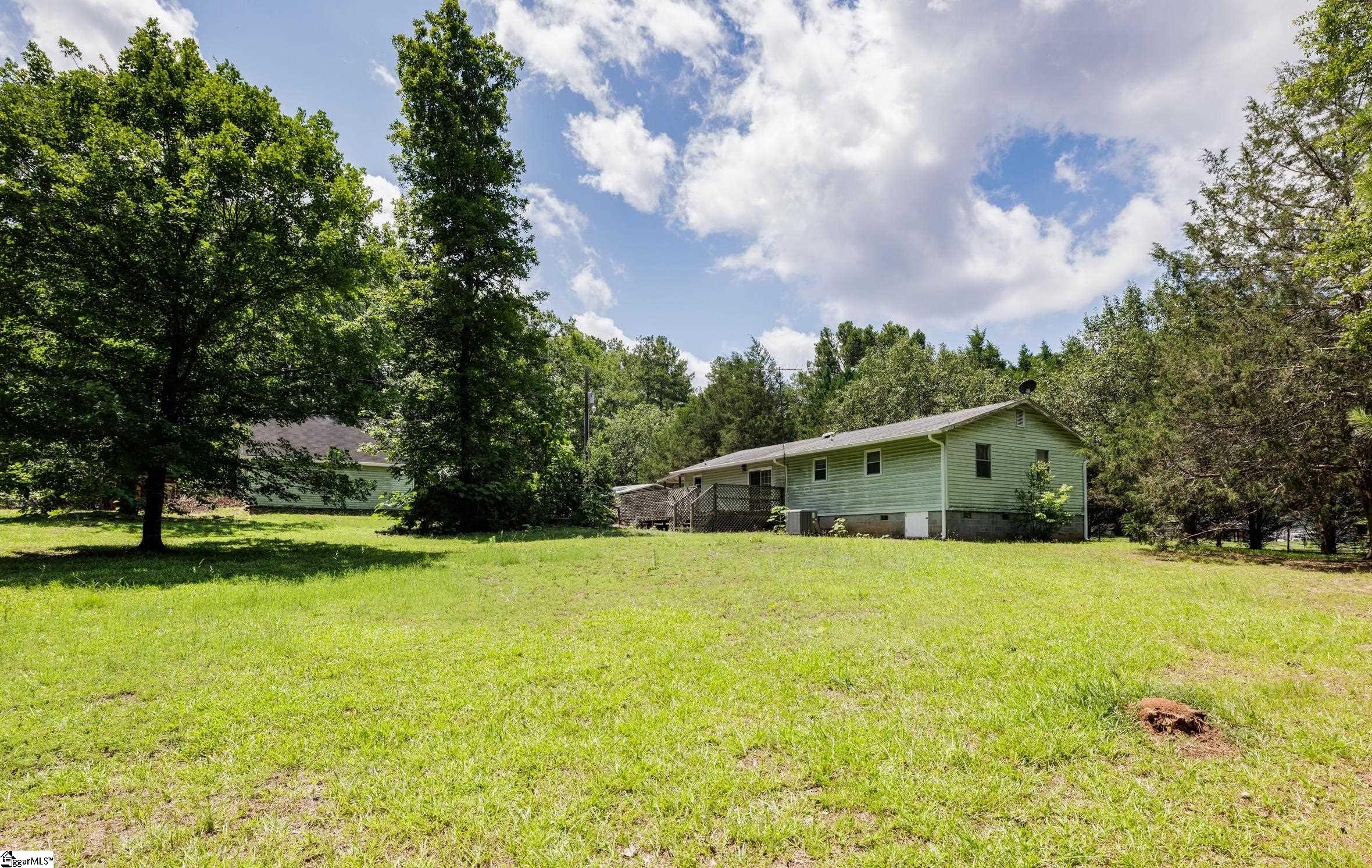 329 Berry Road Pelzer, SC 29669 - Photo 11 of 38