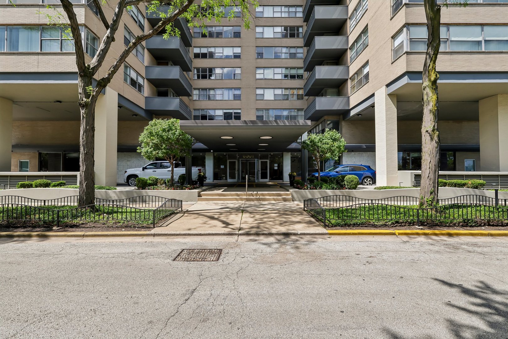 6301 North Sheridan Road, Unit 24E Chicago, IL 60660 - Photo 20 of 21