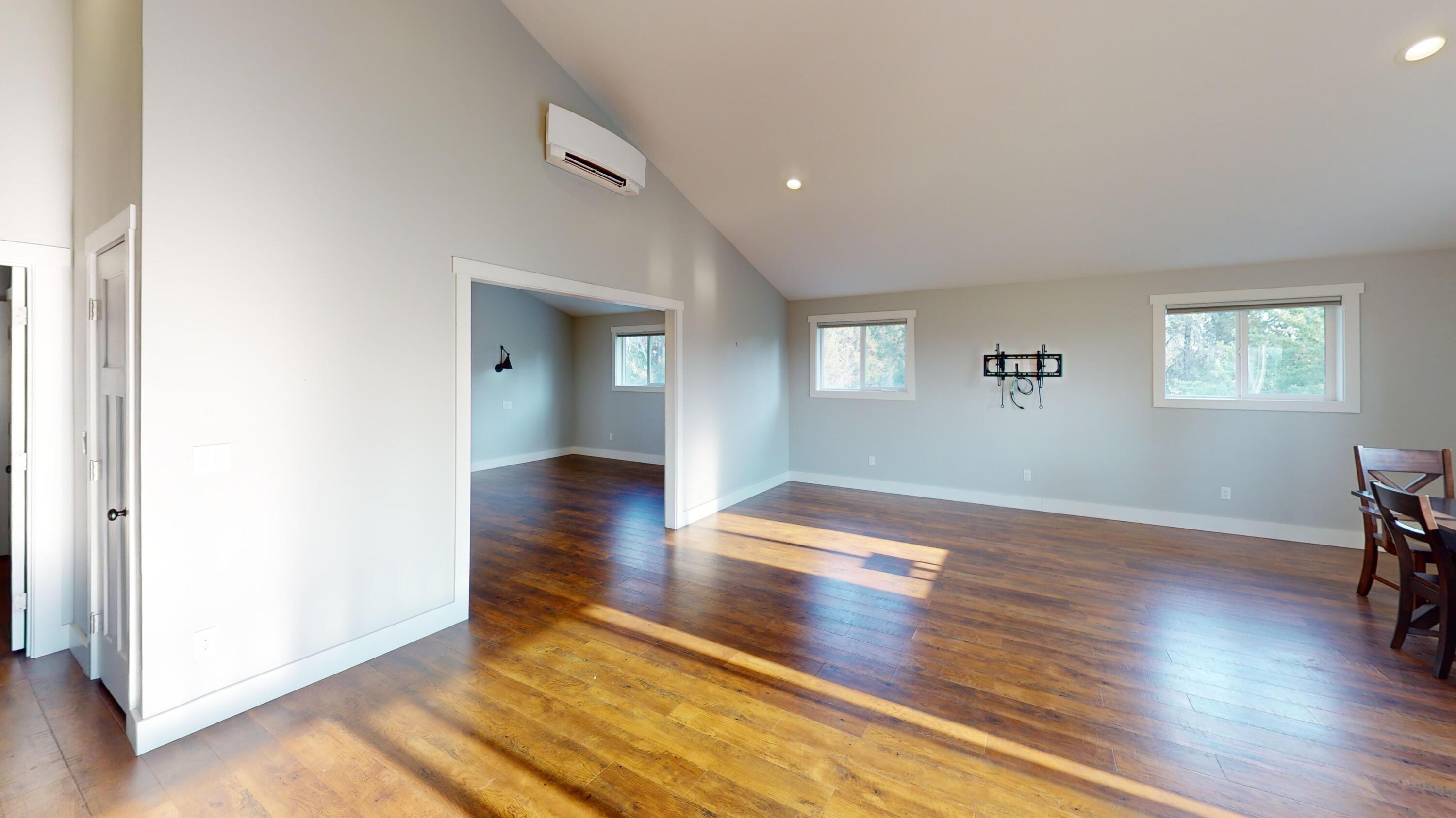 63850 Johnson Road Bend, OR 97703 - Photo 26 of 49 Studio
