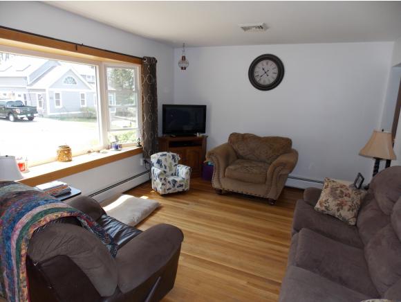 82 Gold Street Manchester, NH 03103 - Photo 10 of 19 Gallery Image 10