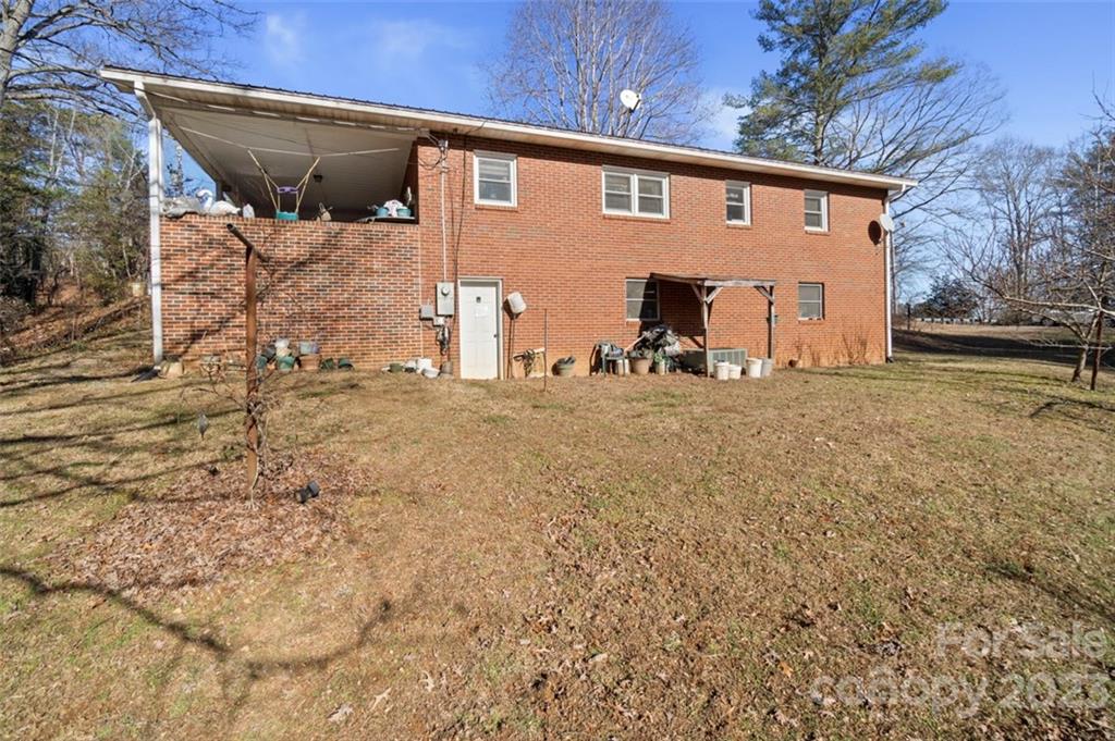 2630 Enola Road Morganton, NC 28655 - Photo 7 of 13 Gallery Image 7