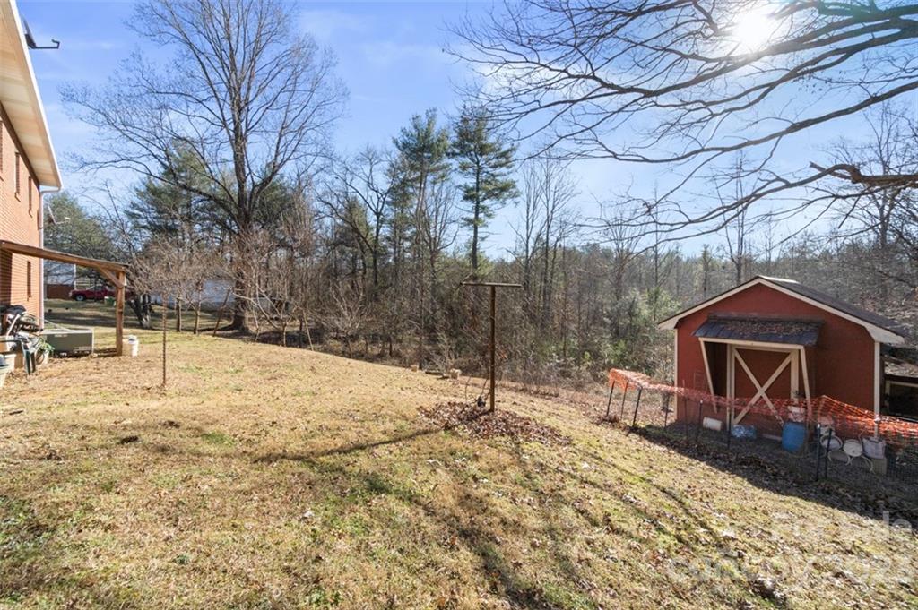 2630 Enola Road Morganton, NC 28655 - Photo 8 of 13 Gallery Image 8