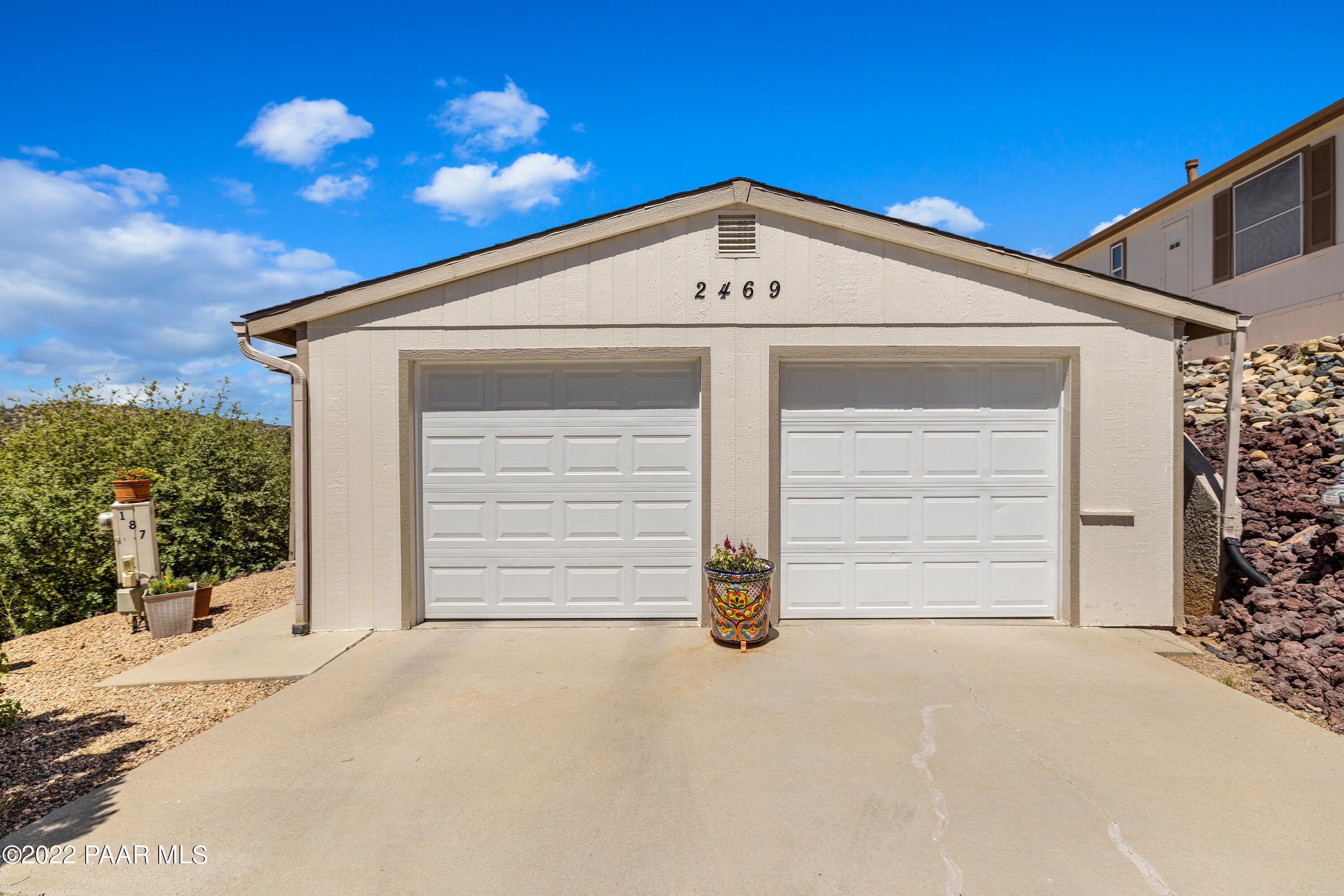 2469 River Trail Road Prescott, AZ 86301 - Photo 2 of 28 002_Garage