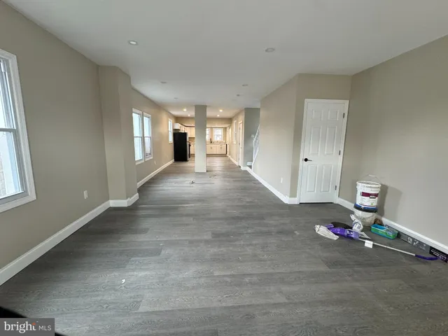 $2,100 | 236 East Wood Street, Vineland, NJ 08360