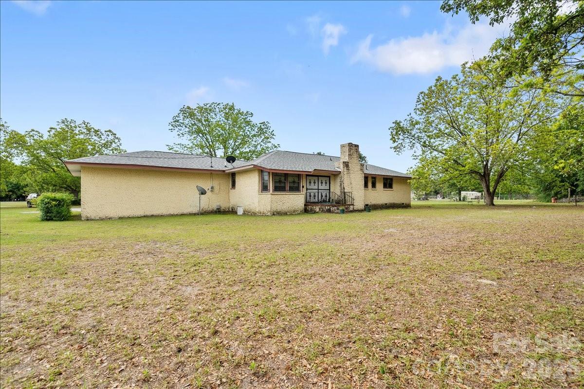 1444 Society Hill Road Darlington, SC 29540 - Photo 23 of 35