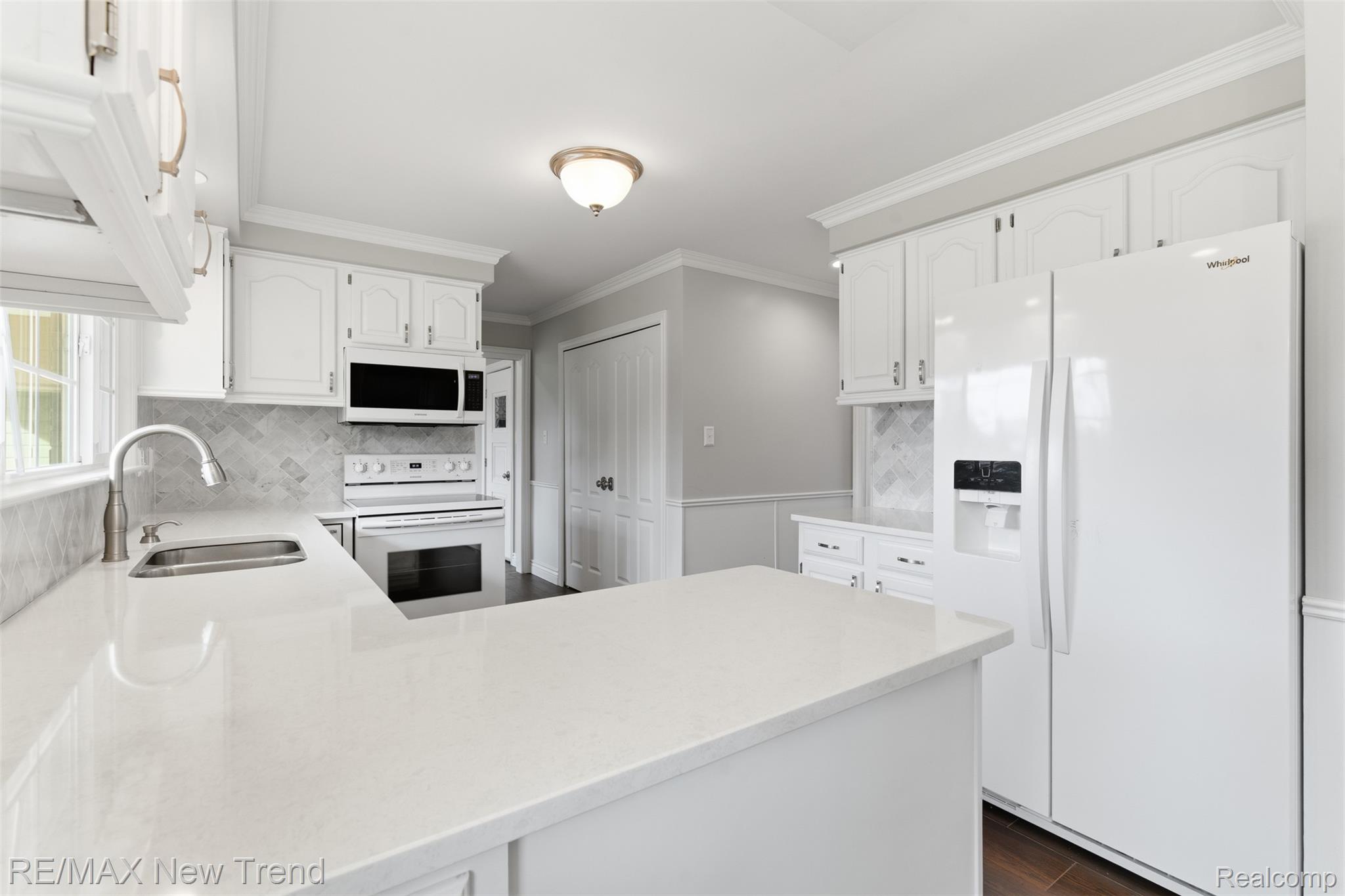 1043 Westview Road Bloomfield Hills, MI 48304 - Photo 18 of 43 16_1043 westview rd-15.jpg