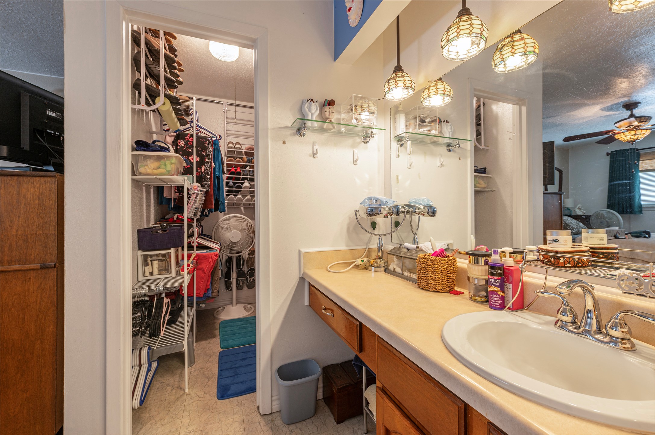 10107 Rocky Hollow Road La Porte, TX 77571 - Photo 18 of 33 a bathroom with a sink double vanity