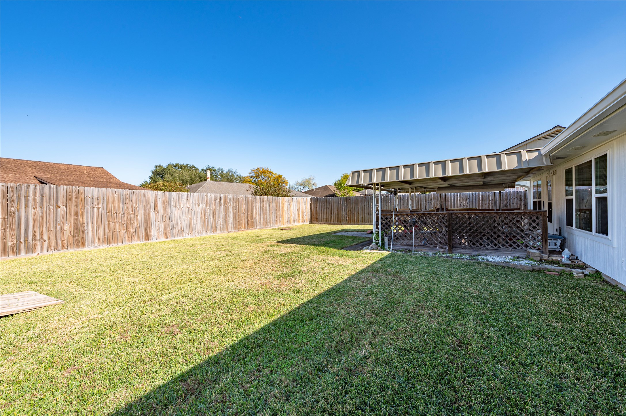 10107 Rocky Hollow Road La Porte, TX 77571 - Photo 30 of 33 a view of a backyard with a garden