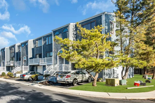 $3,850 | 4 Black Pine Lane, Brielle, NJ 08730