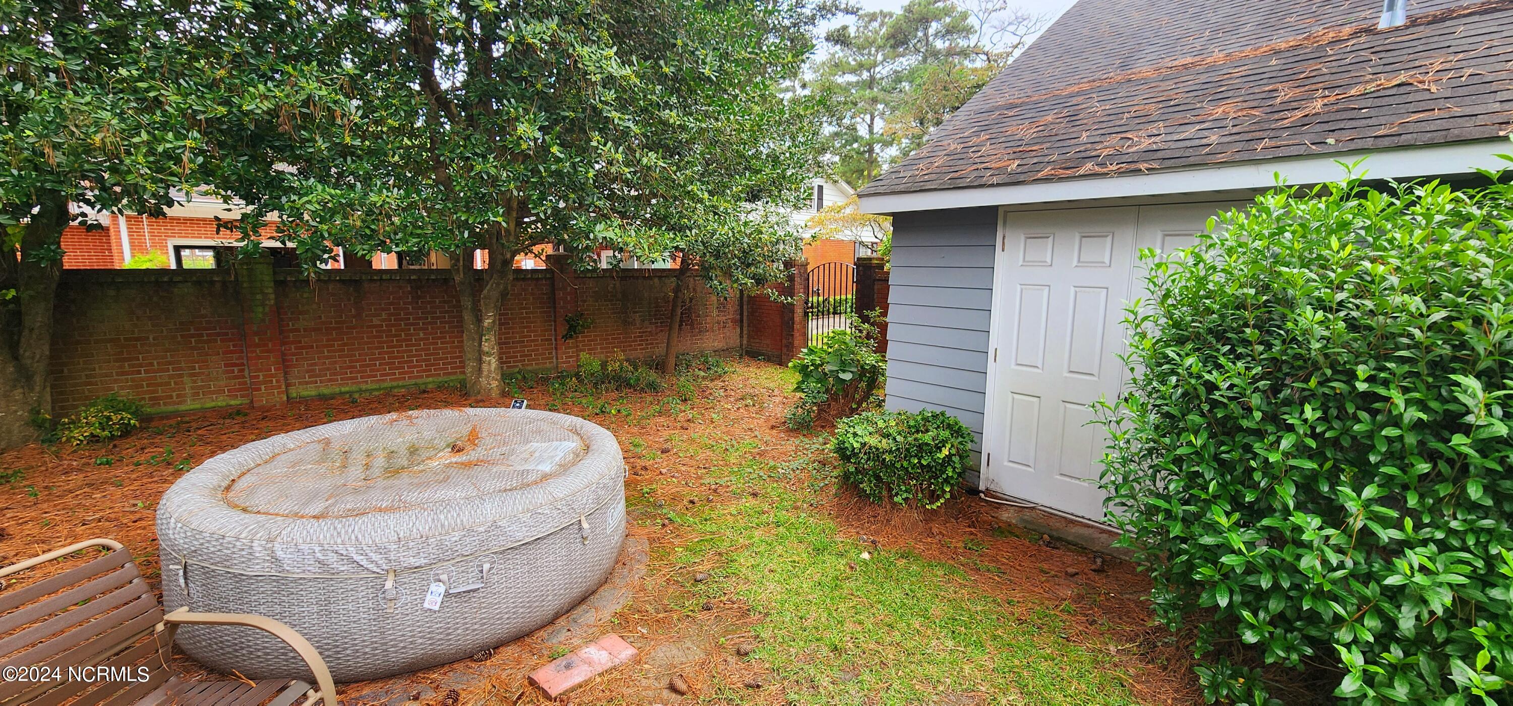 1305 Greenbriar Road Kinston, NC 28501 - Photo 47 of 51 Storage shed