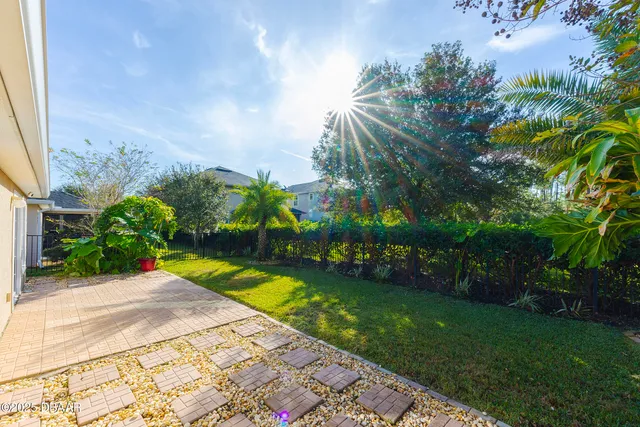 $2,500 | 309 Grande Lake Drive, Daytona Beach, FL 32124