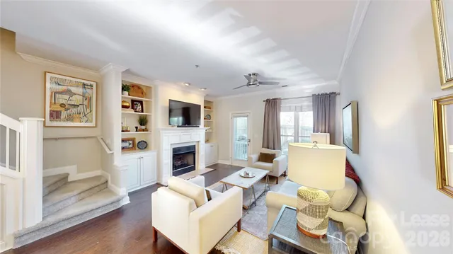 $2,700 | 1009 Park W Drive, Charlotte, NC 28209