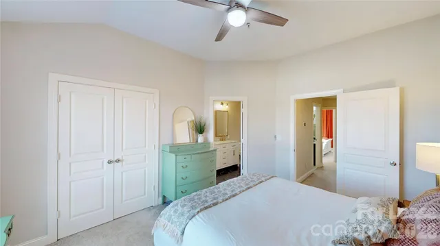 $2,700 | 1009 Park W Drive, Charlotte, NC 28209