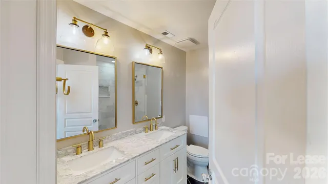 $2,700 | 1009 Park W Drive, Charlotte, NC 28209