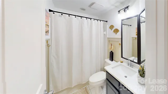 $2,700 | 1009 Park W Drive, Charlotte, NC 28209