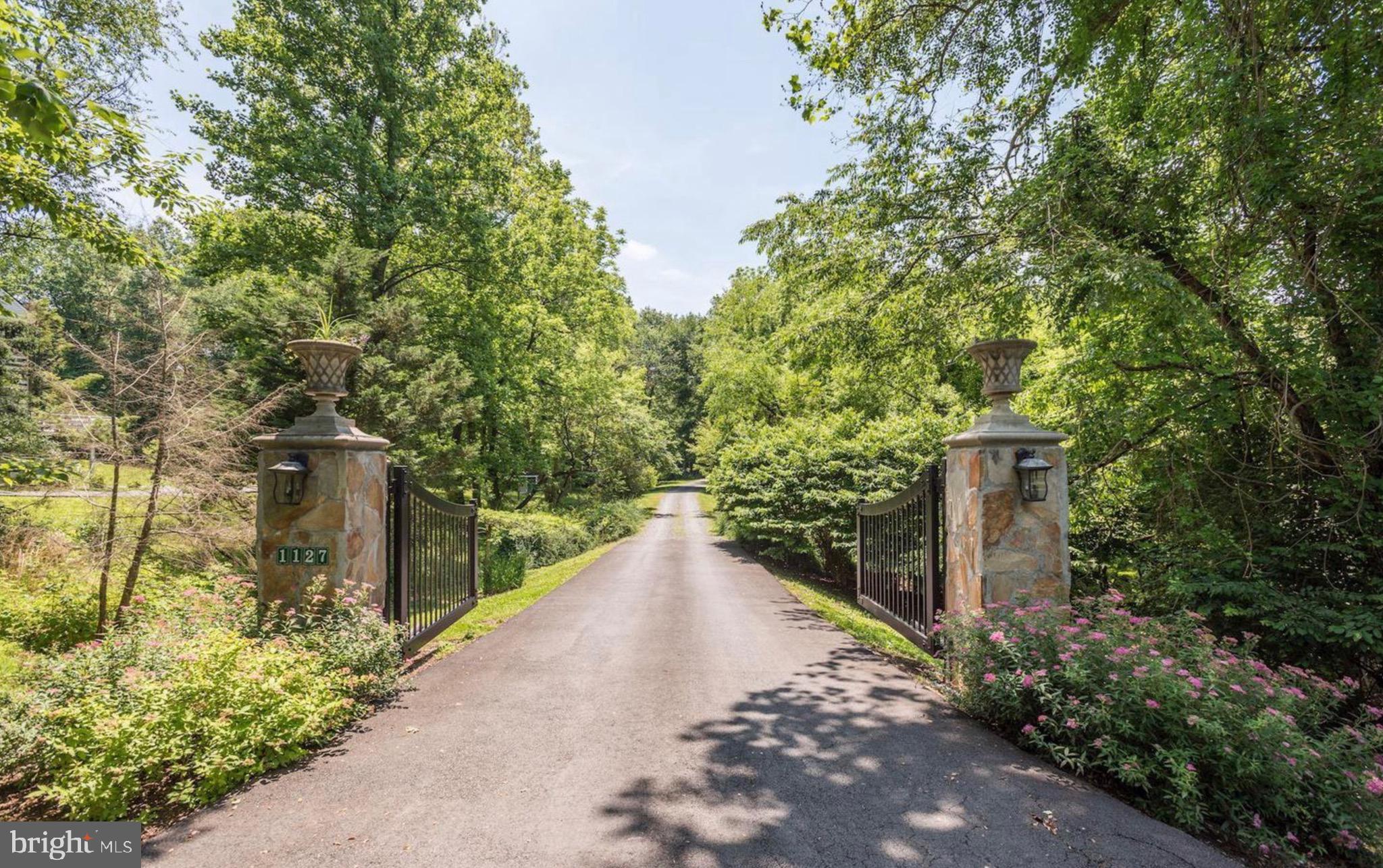 1127 Bellview Road McLean, VA 22102 - Photo 2 of 67