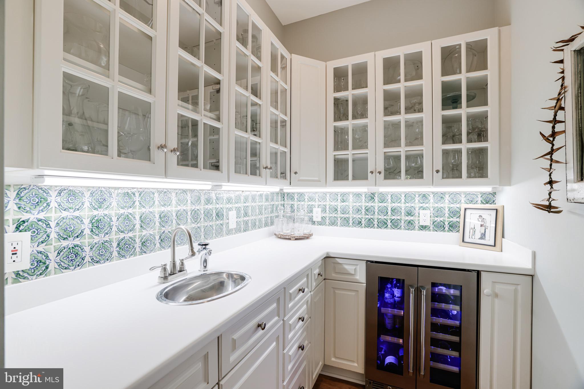1127 Bellview Road McLean, VA 22102 - Photo 22 of 67 a bathroom with a sink and a shower