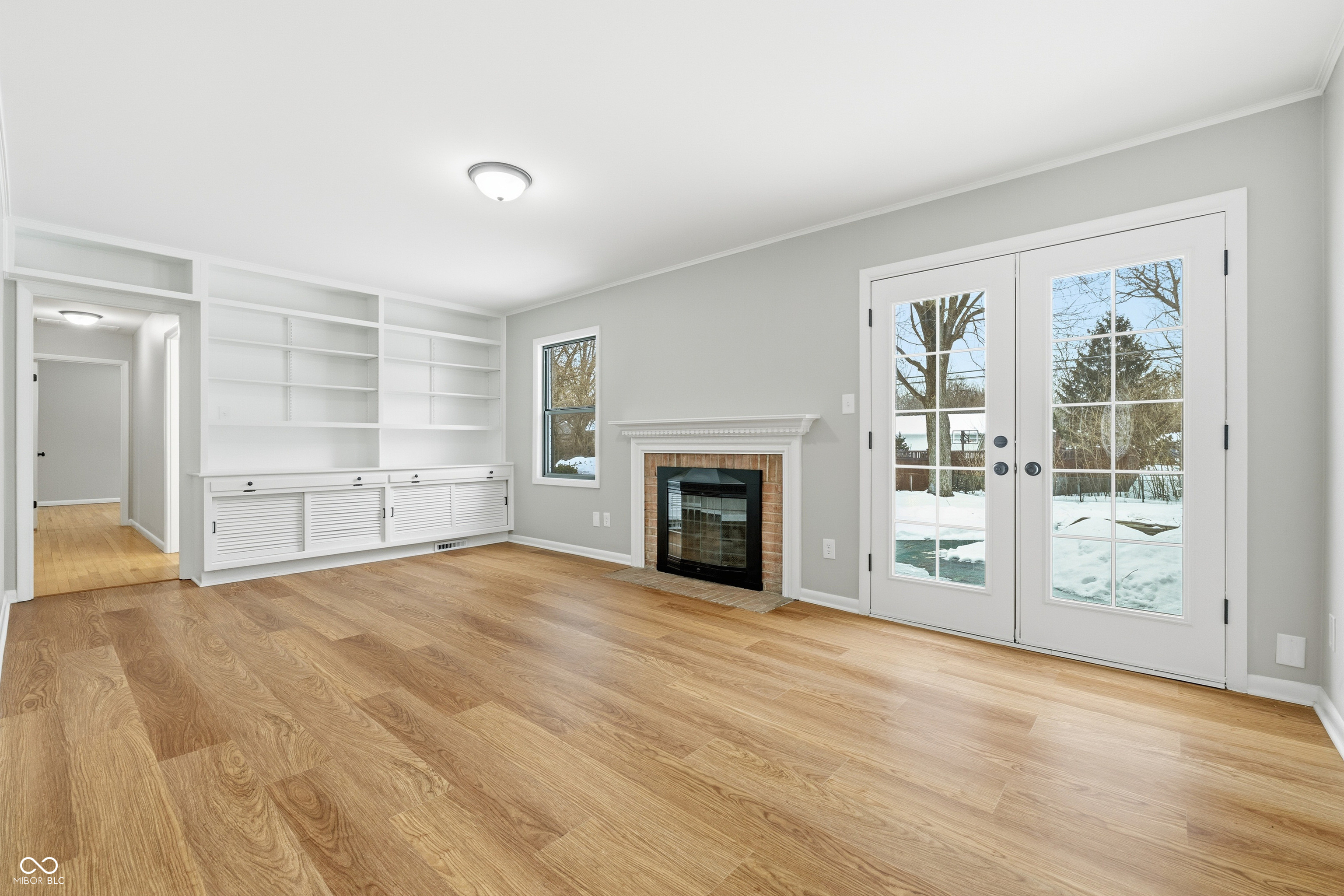 6219 Green Leaves Road Indianapolis, IN 46220 - Photo 13 of 32