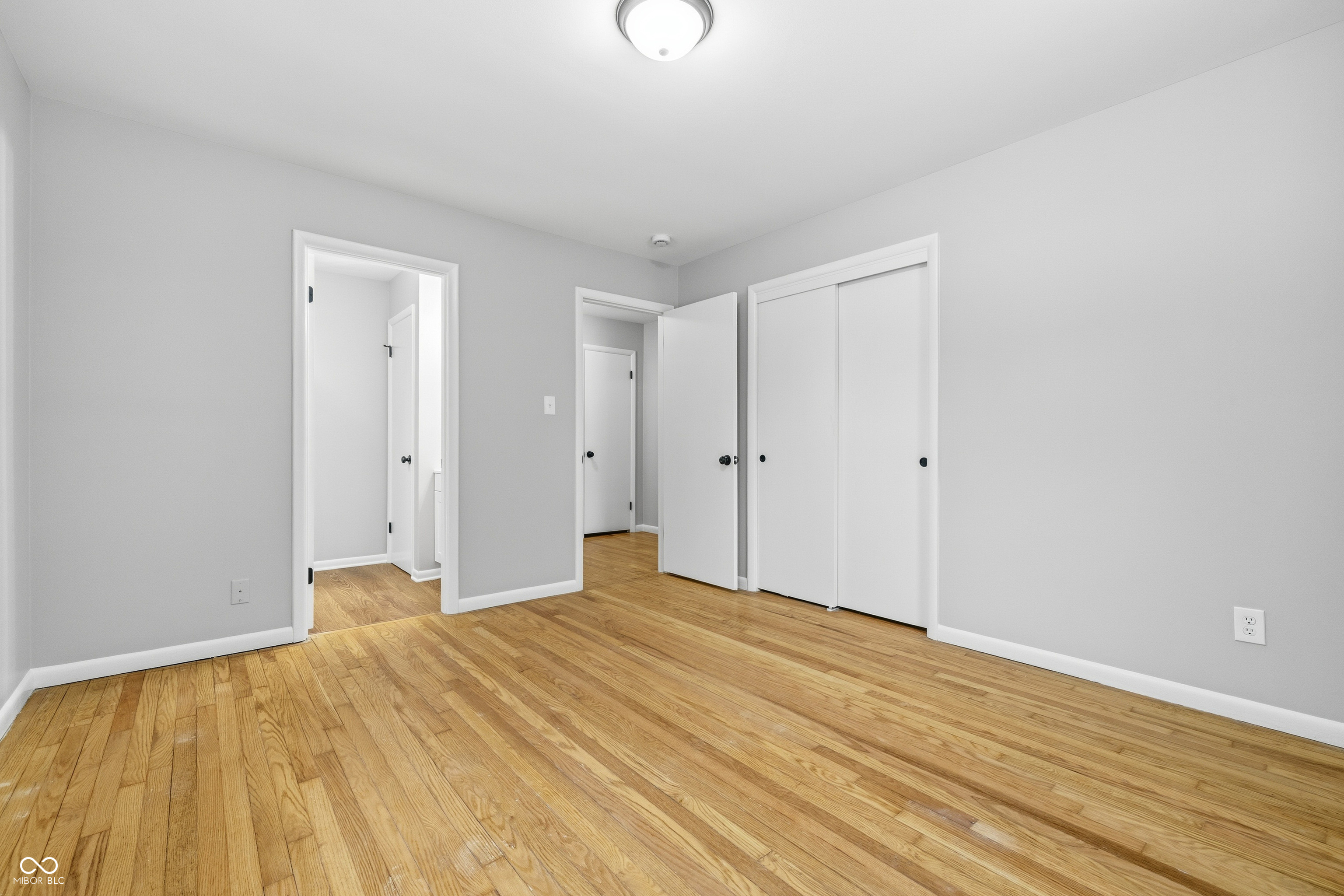 6219 Green Leaves Road Indianapolis, IN 46220 - Photo 19 of 32