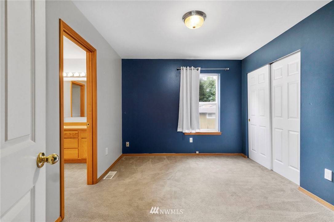 16836 Hallman Road Northwest Poulsbo, WA 98370 - Photo 18 of 25 Gallery Image 18