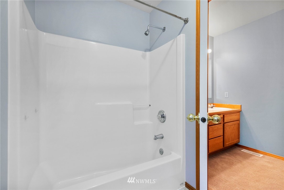 16836 Hallman Road Northwest Poulsbo, WA 98370 - Photo 19 of 25 Gallery Image 19