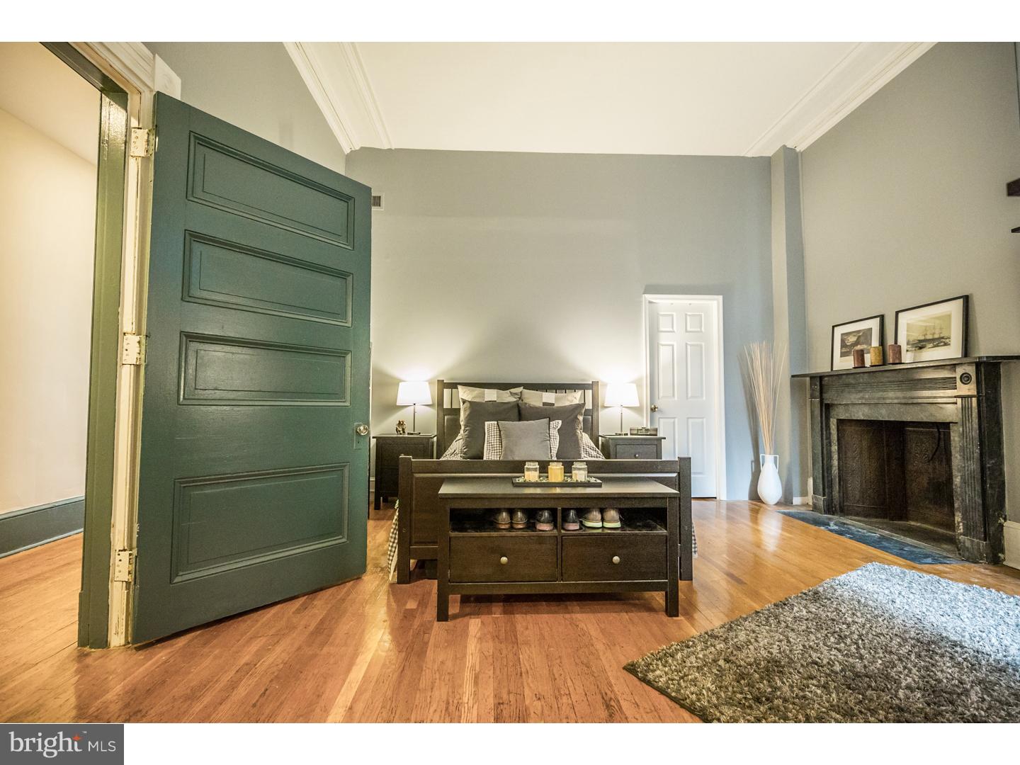 1029-33 Spruce Street, Unit 200 Philadelphia, PA 19107 - Photo 19 of 25