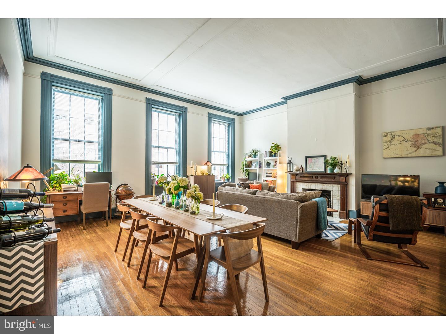 1029-33 Spruce Street, Unit 200 Philadelphia, PA 19107 - Photo 4 of 25