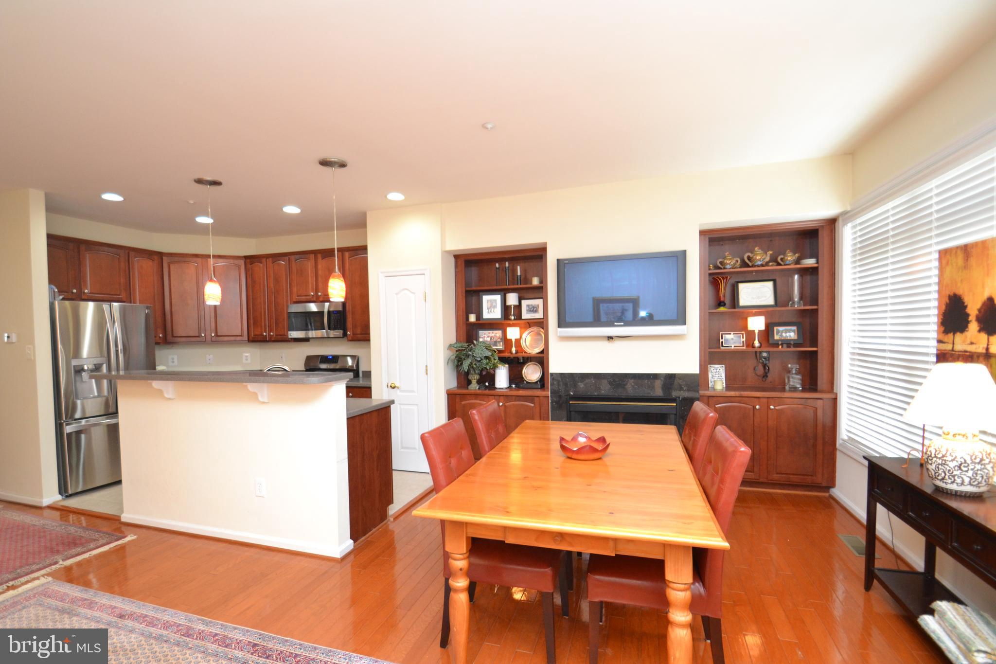 10207 Rutland Round Road, Unit 65 Columbia, MD 21044 - Photo 19 of 32 Room for large table to accommodate large group
