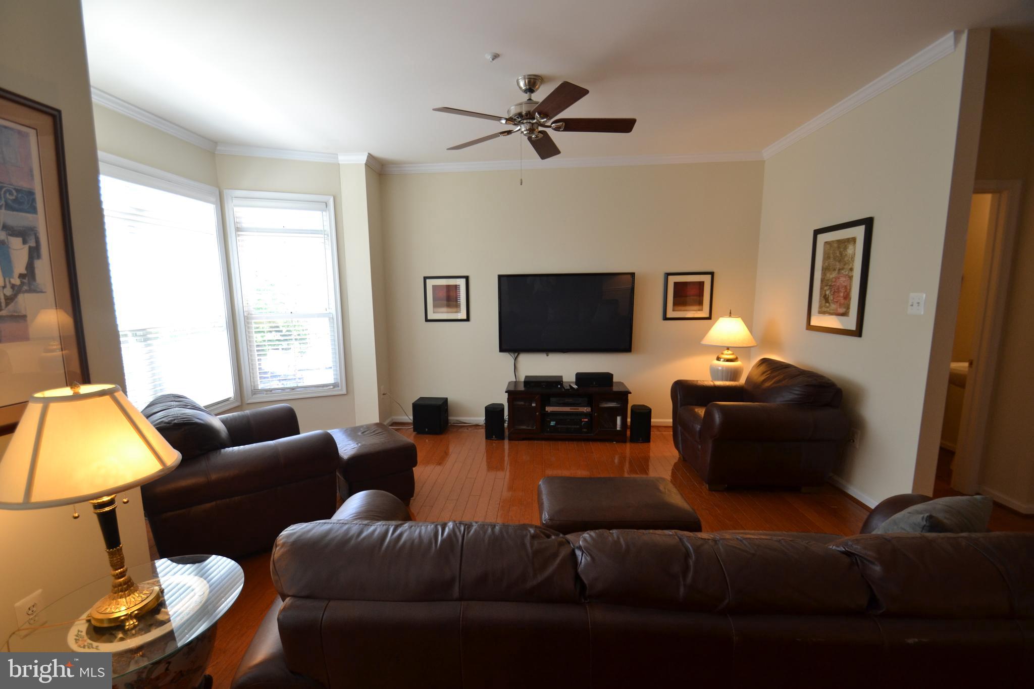 10207 Rutland Round Road, Unit 65 Columbia, MD 21044 - Photo 7 of 32 Spacious family room on main level