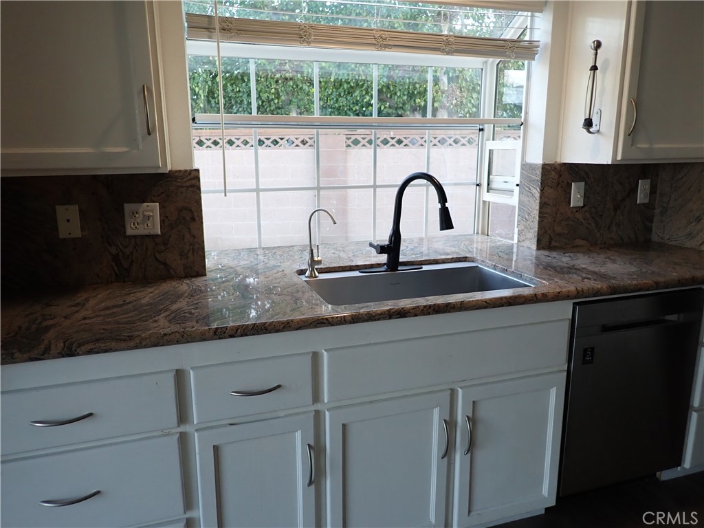 6791 Killarney Avenue Garden Grove, CA 92845 - Photo 4 of 22