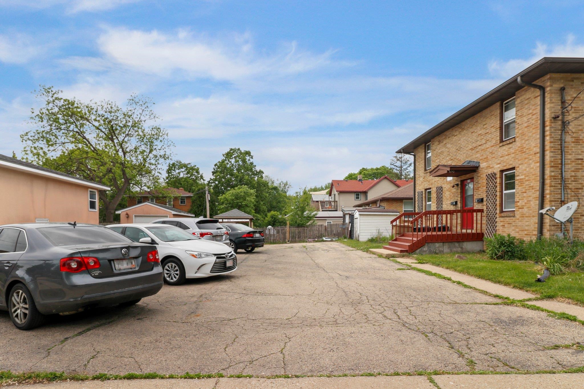430 North Oak Street Madison, WI 53704 - Photo 2 of 25