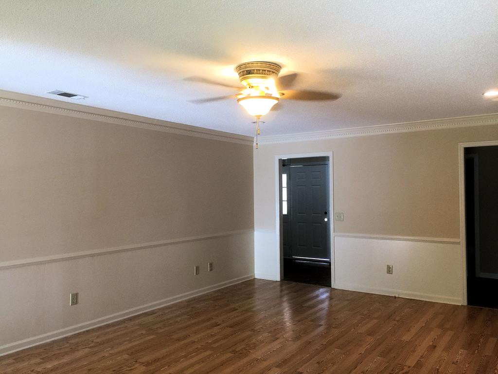 628 Fieldstone Way Evans, GA 30809 - Photo 3 of 17 Great Room Reverse View