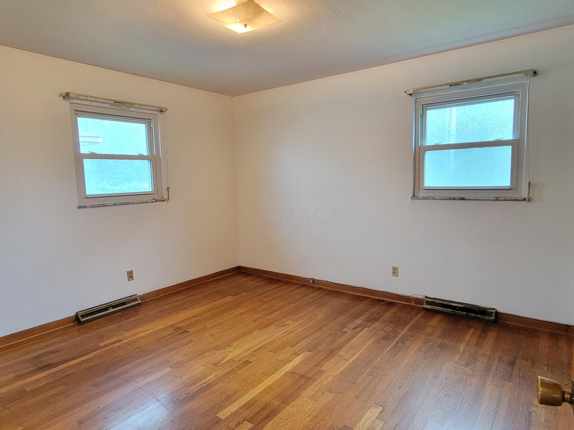 1588 Bostwick Road Columbus, OH 43227 - Photo 7 of 18 20250626_141614