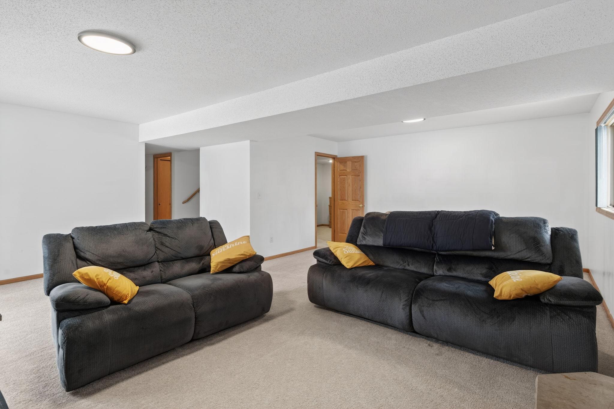 2739 Bandel Drive Northwest Rochester, MN 55901 - Photo 30 of 36