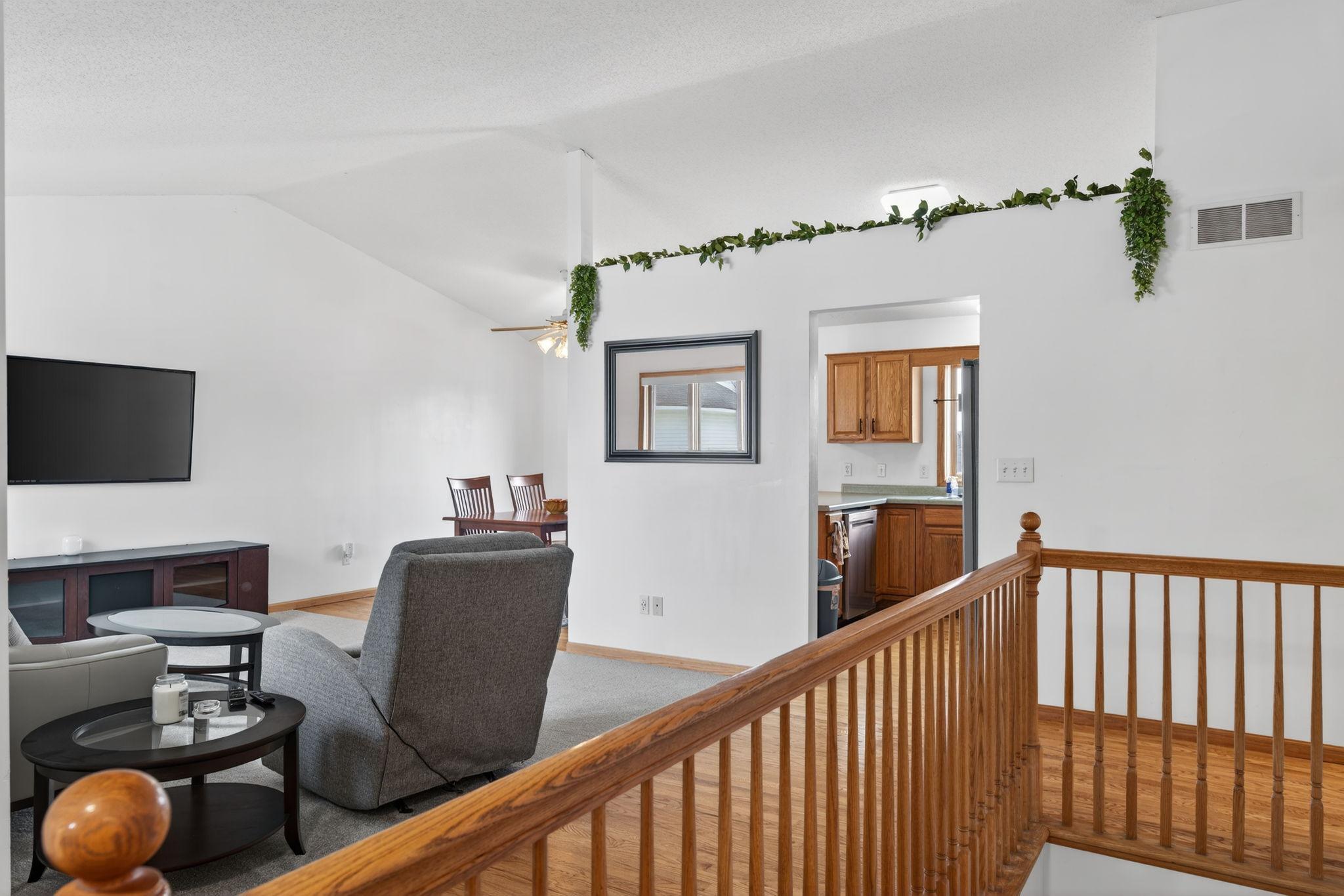 2739 Bandel Drive Northwest Rochester, MN 55901 - Photo 3 of 36