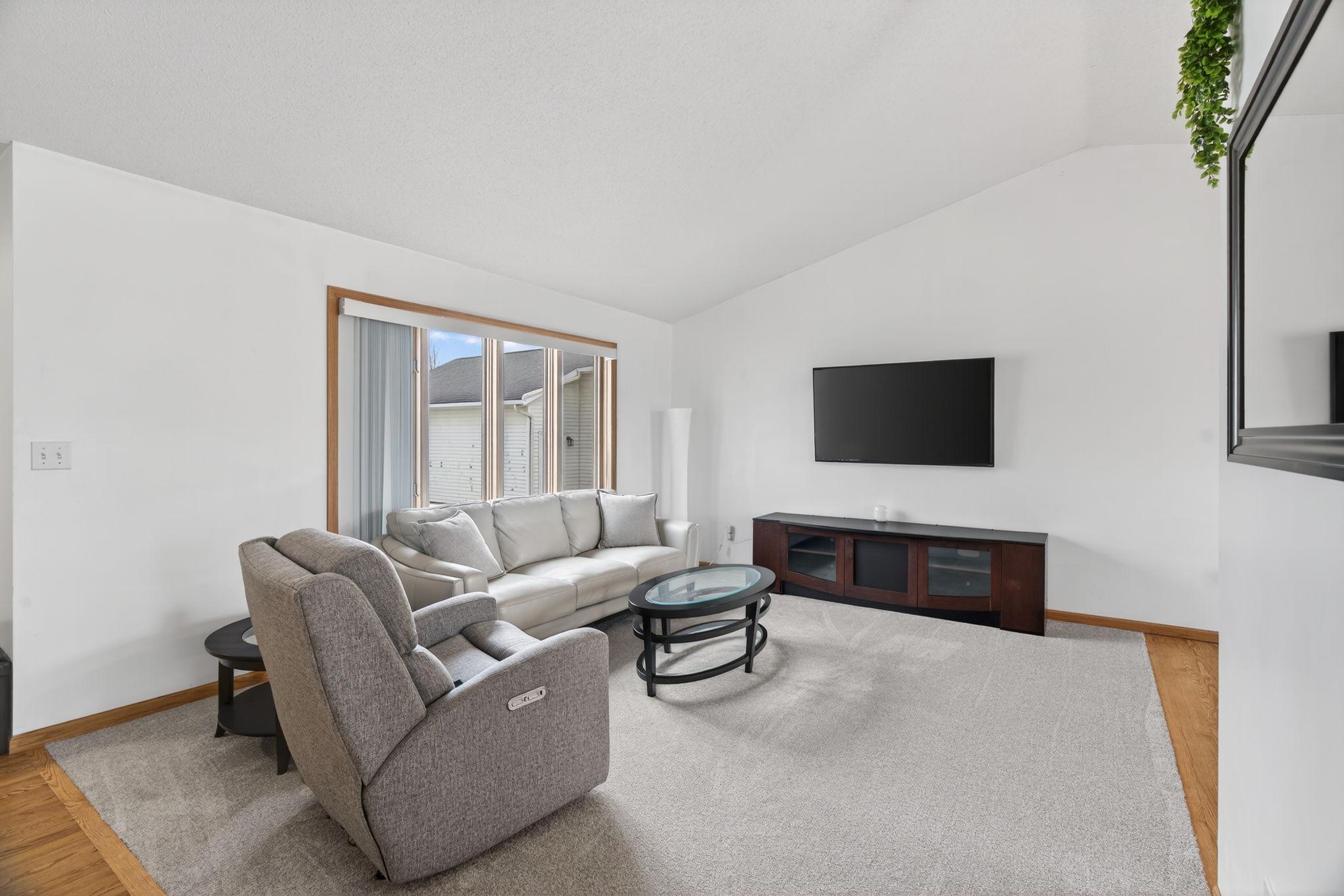 2739 Bandel Drive Northwest Rochester, MN 55901 - Photo 6 of 36