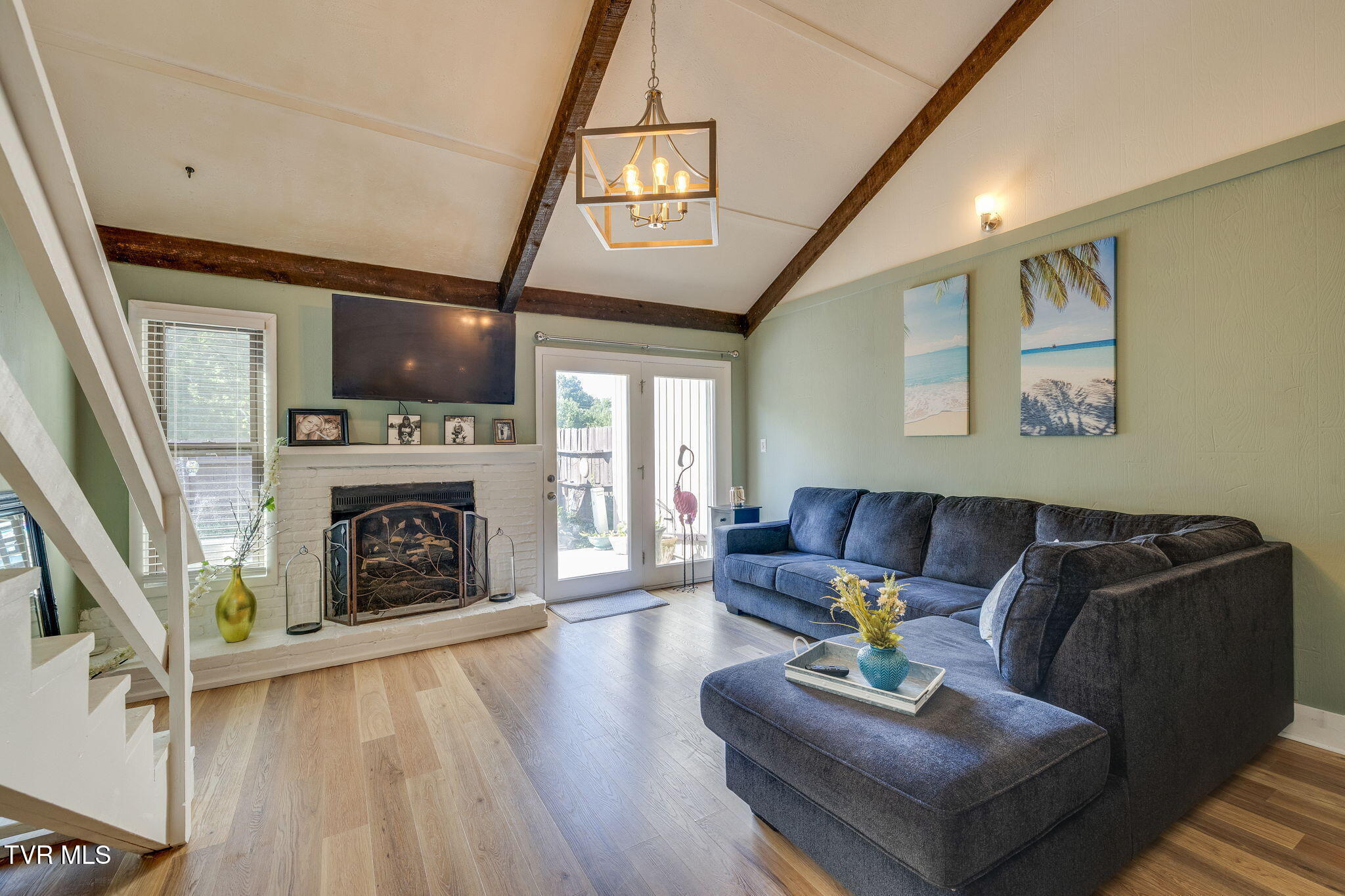 780 Hamilton Road, Unit B8 Blountville, TN 37617 - Photo 5 of 32 005