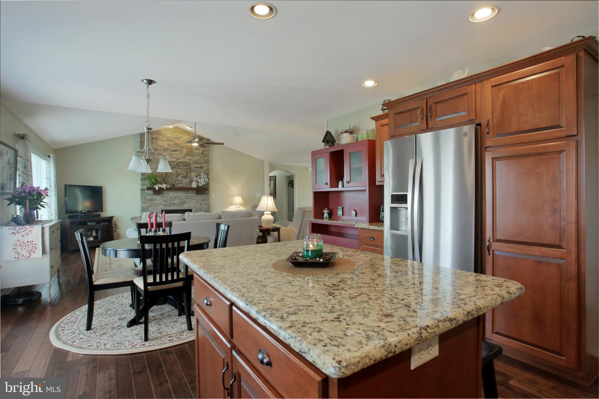7046 Beaver Spring Road Harrisburg, PA 17111 - Photo 26 of 52 View from kitchen into dining area
