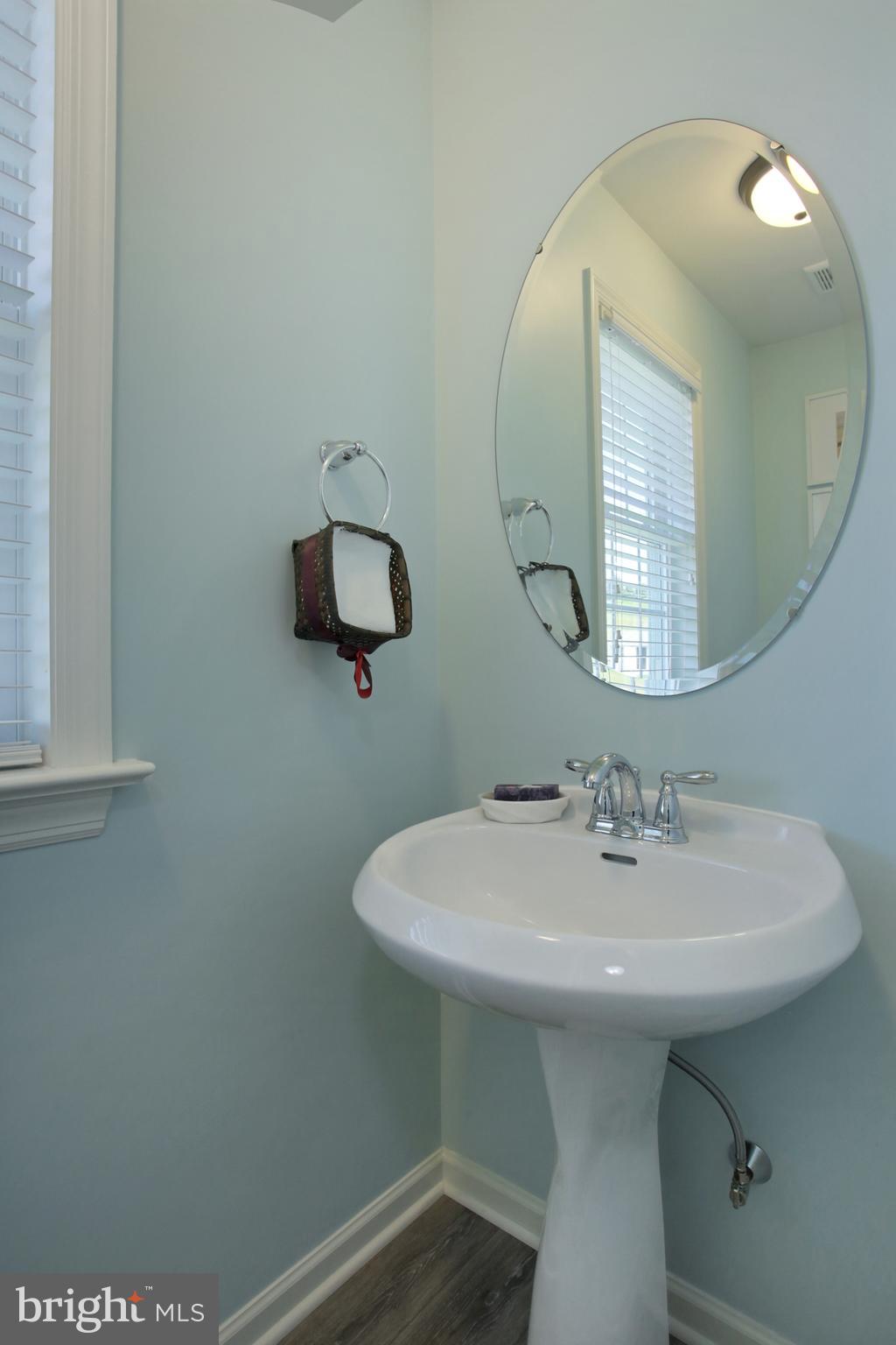 7046 Beaver Spring Road Harrisburg, PA 17111 - Photo 28 of 52 Half bath with pedestal sink
