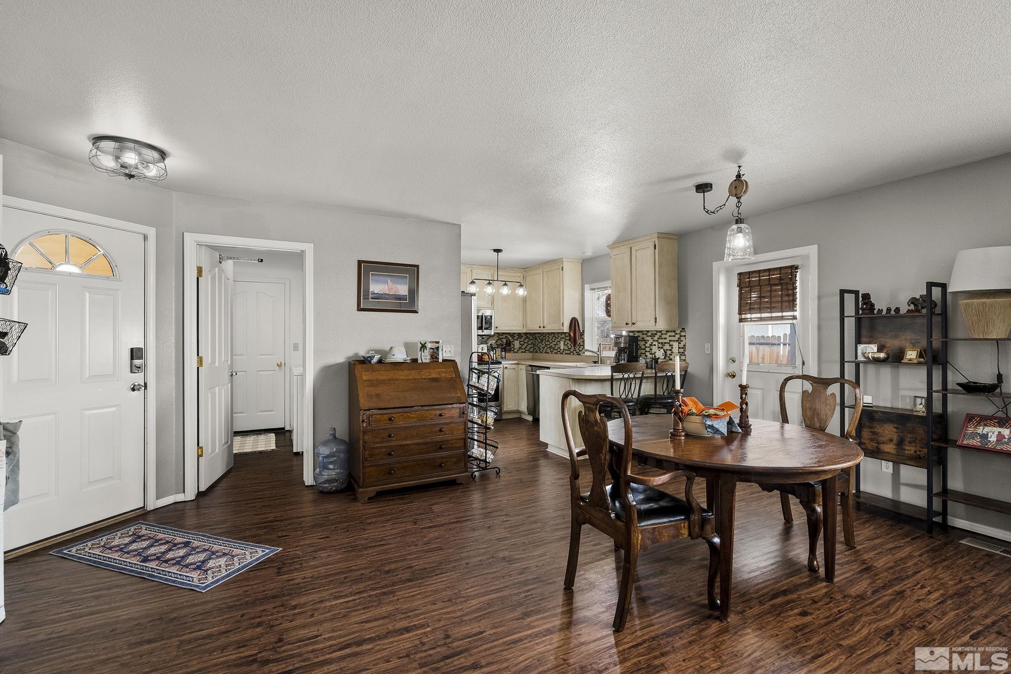 682 Timothy Way Fallon, NV 89406 - Photo 3 of 22 Photo 3