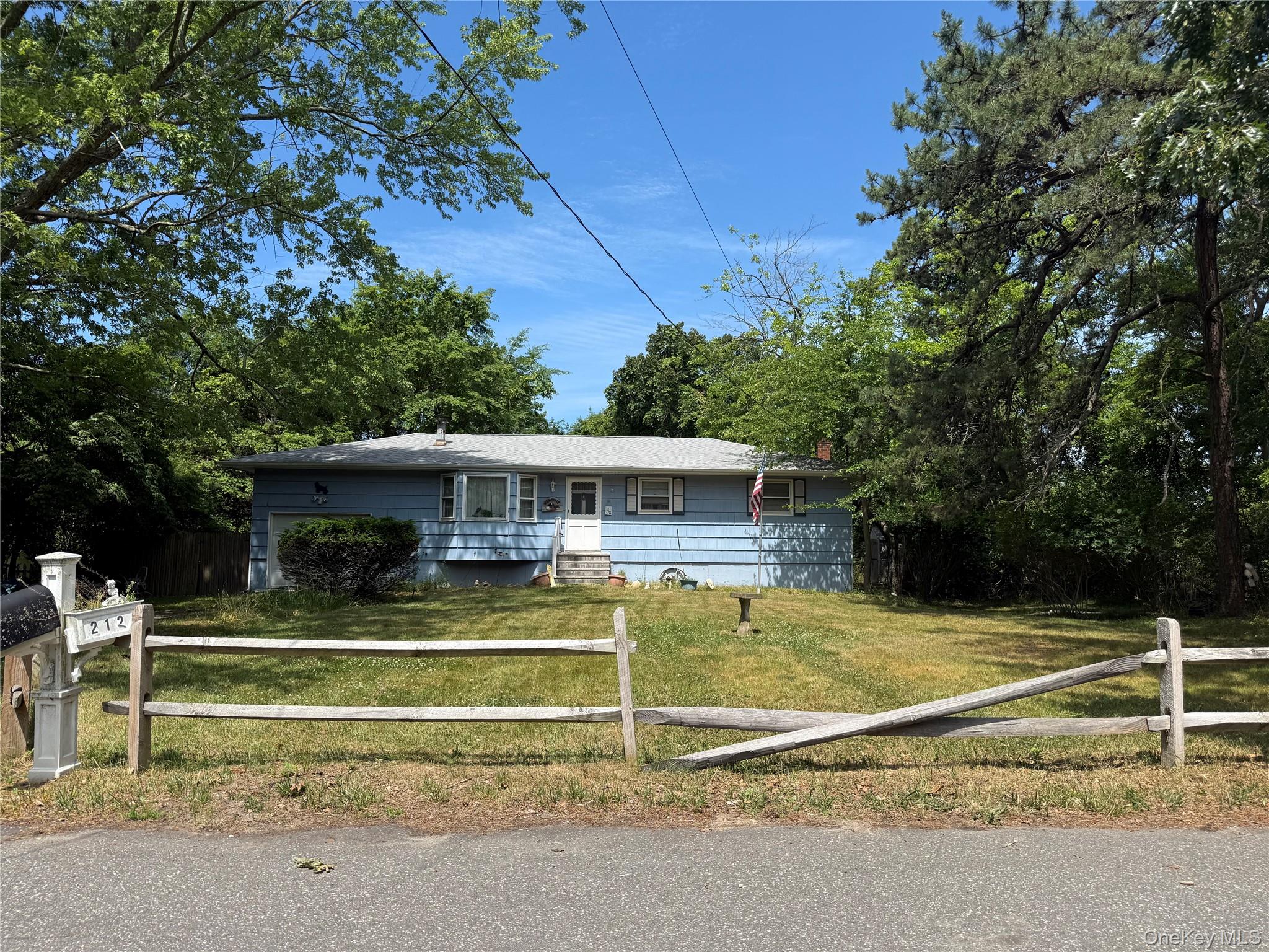 212 Union Avenue East Patchogue, NY 11772 - Photo 2 of 14 Actual condition