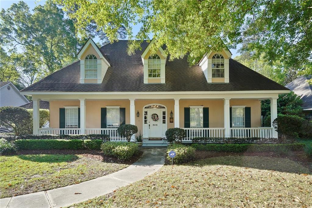 323 Rosedown Way Mandeville, LA 70471 - Photo 1 of 25 Gallery Image 1