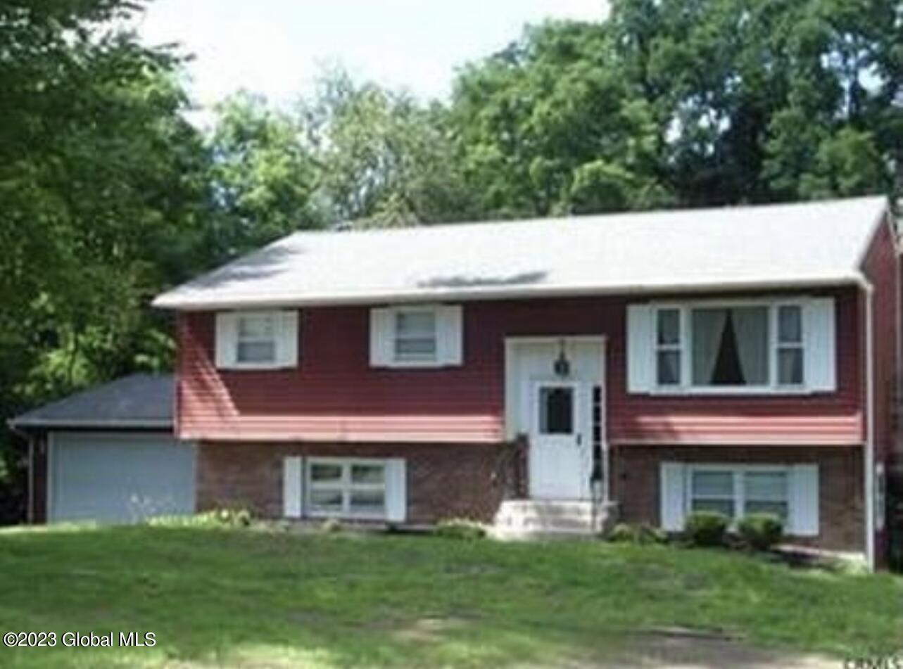 3115 Spawn Road Schenectady, NY 12303 - Photo 1 of 1 IMG_6572